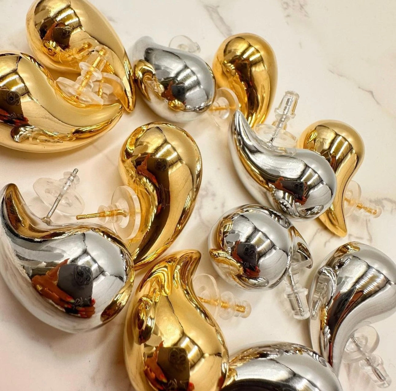 Dupes Earrings